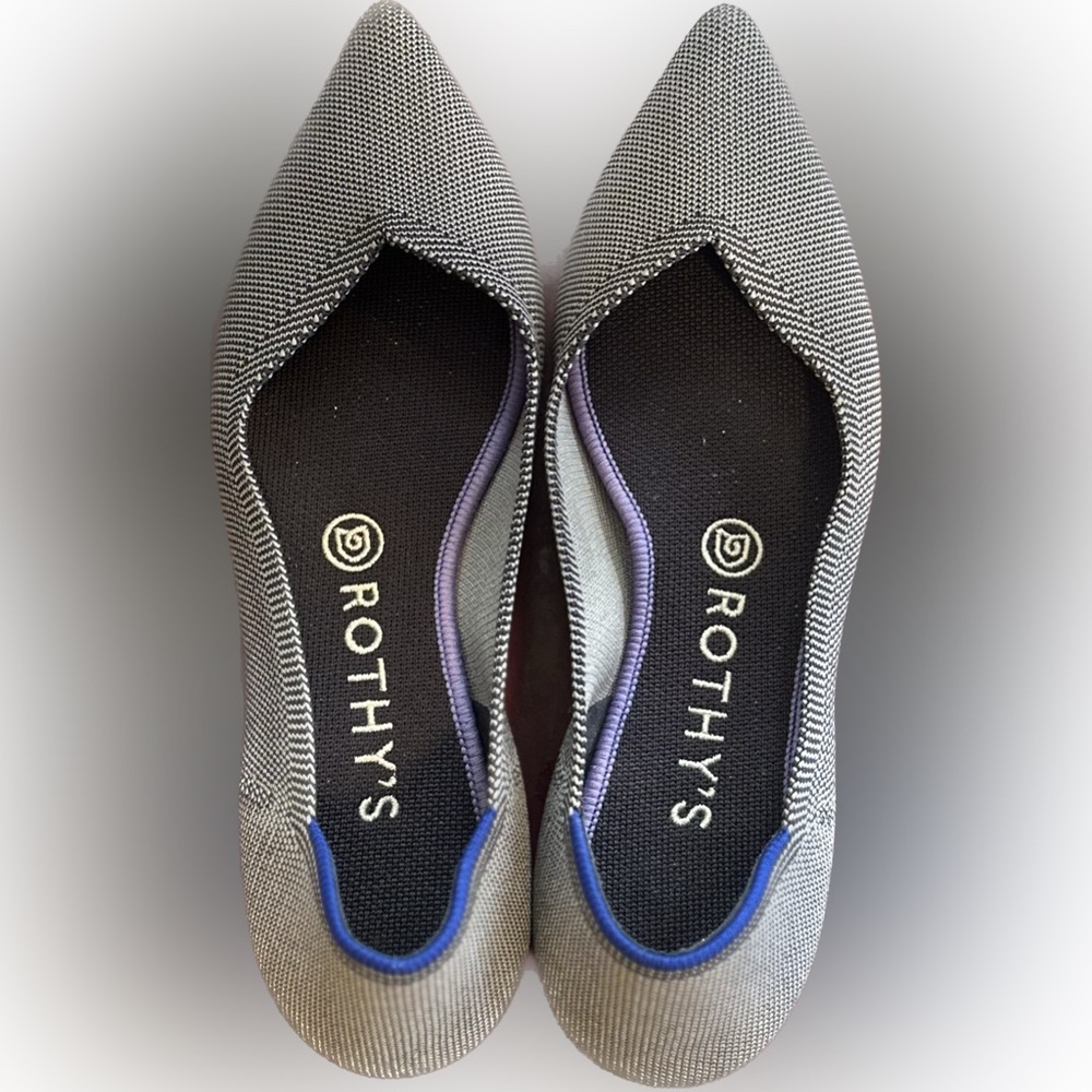 Pebble Gray Rothy’s The Pointe